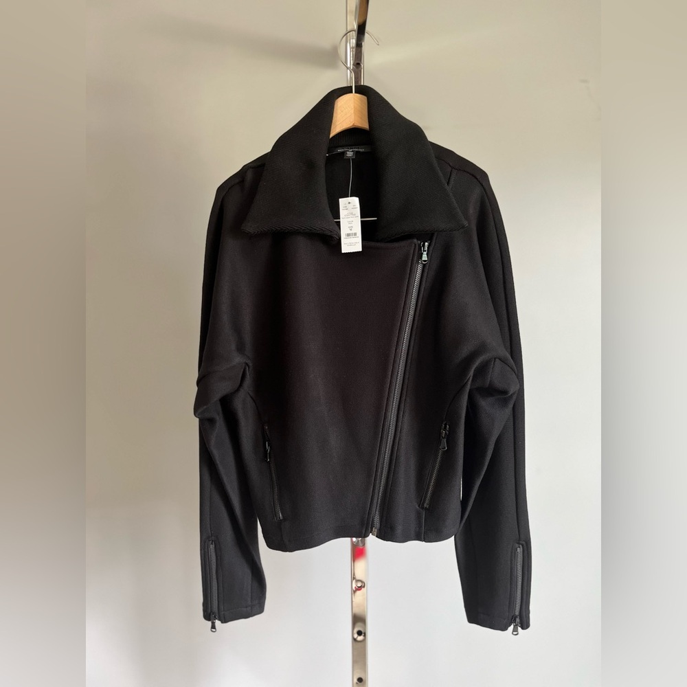 WHBM.. Asymmetrical Zipper Moto
Sweater Jacket. 
SIZE:M 
COLOR:BLACK
